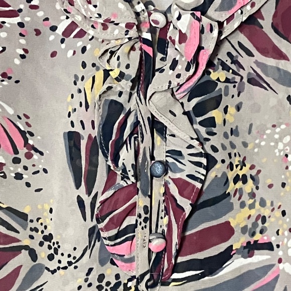 Elle Flowing Sheer High-Low Blouse  M - Picture 5 of 12